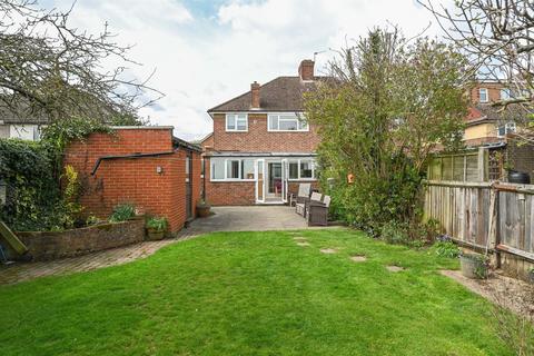23 Dunstall Way, West Molesey, KT8 1PD
