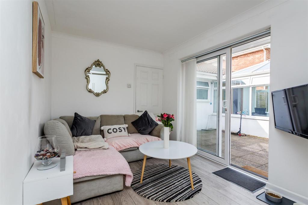 Annexe Lounge