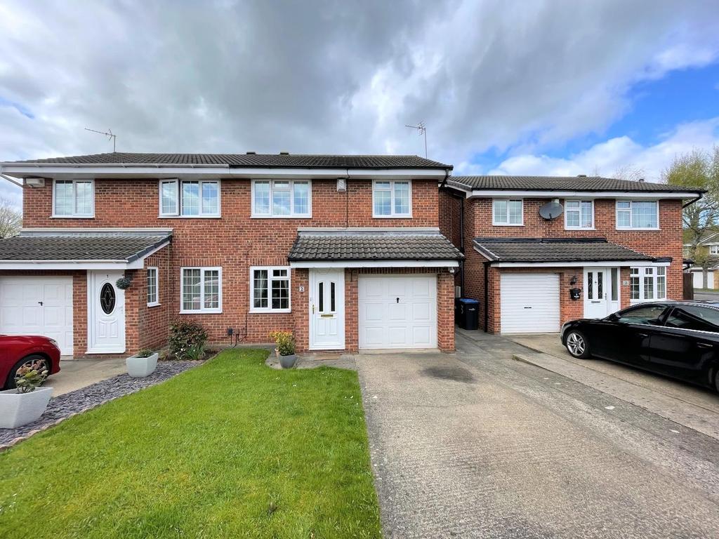 Woodlea, Coulby Newham, Middlesbrough 3 bed semidetached house £170,000