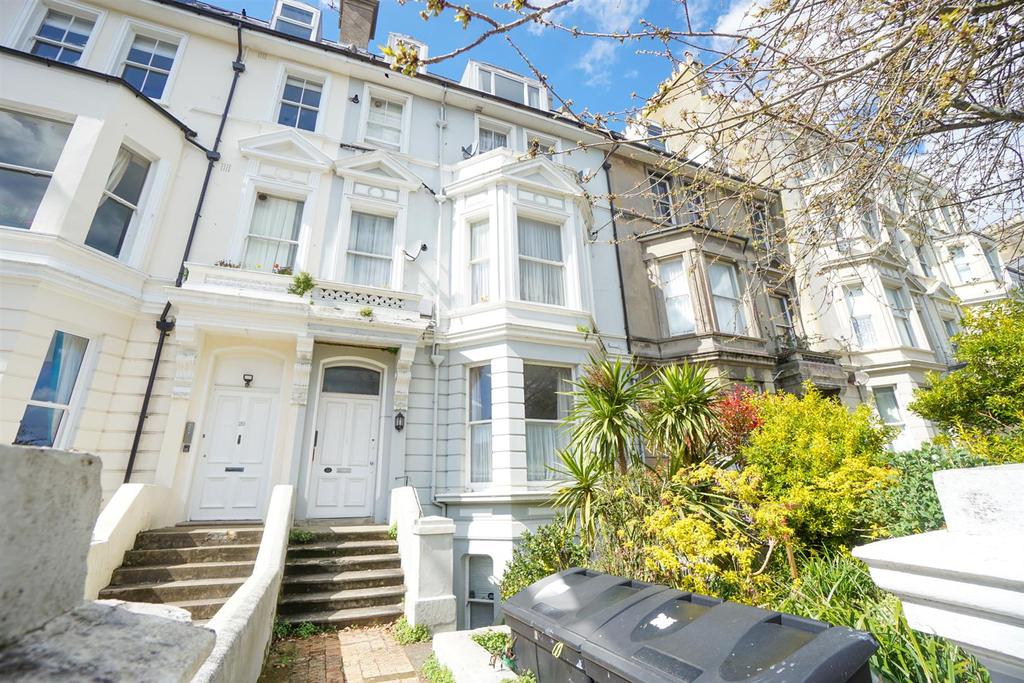 Charles Road, St. LeonardsOnSea 1 bed flat £269,500