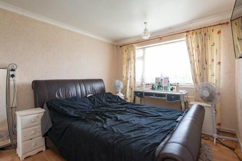 17 Borrowdale Avenue, Ramsgate, CT11 0PS