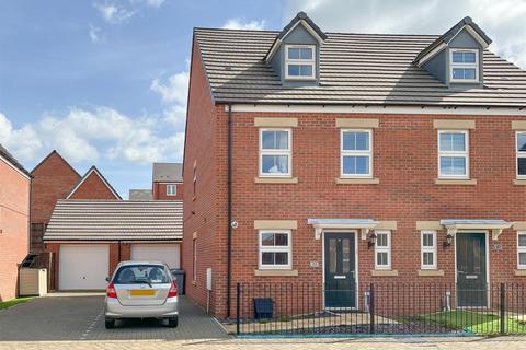 3 bedroom end of terrace house for sale - Foster Way, Kettering