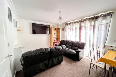 3 bedroom end of terrace house for sale - Foster Way, Kettering