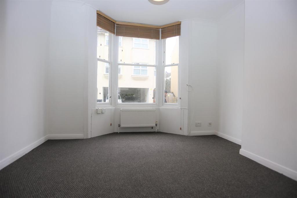 Campbell Road, Brighton 1 bed flat £1,000 pcm (£231 pw)