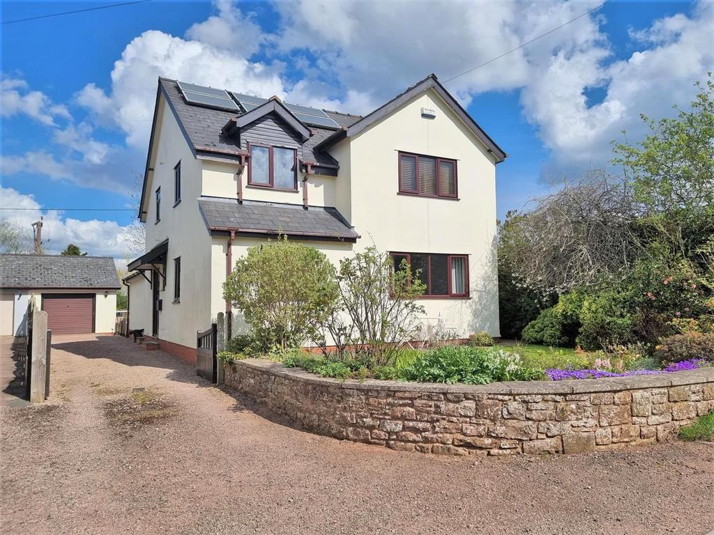 Linton, Rossonwye 4 bed detached house £550,000