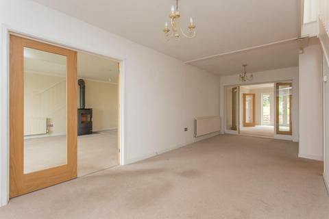 Strand House Cliff Promenade, North Foreland, Broadstairs, CT10 3QY