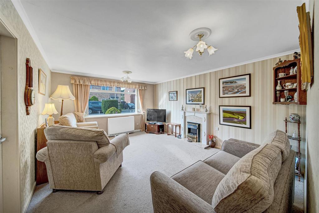 19 Elm Grove, Sherburn, Malton, North Yorkshire YO17 8PF 2 bed semi
