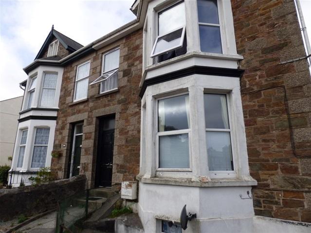 25 Albany Road, Redruth 1 bed flat - £450 pcm (£104 pw)