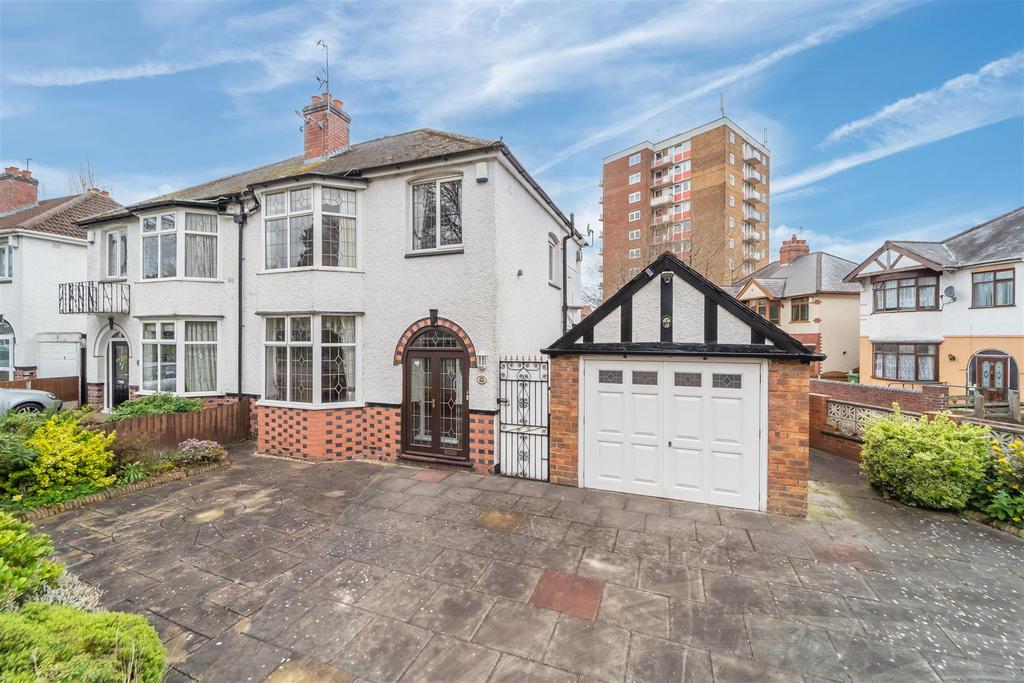 33 Park Road West, Wolverhampton 3 bed semidetached house £230,000