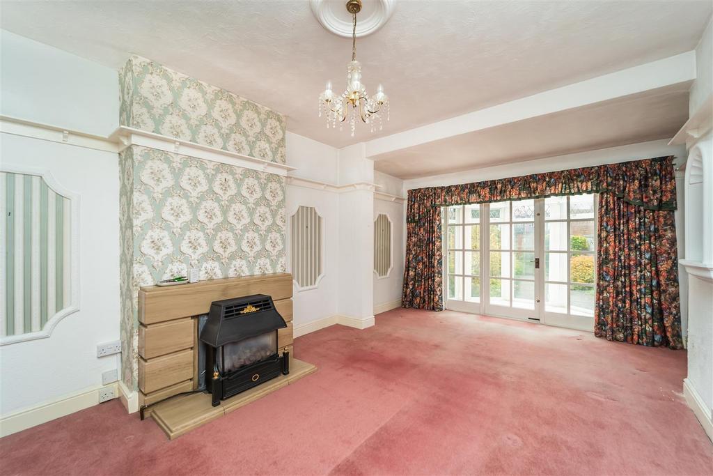 33 Park Road West, Wolverhampton 3 bed semidetached house £230,000