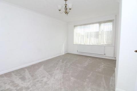 57 Kestrel Road, Ipswich, IP2 0RP