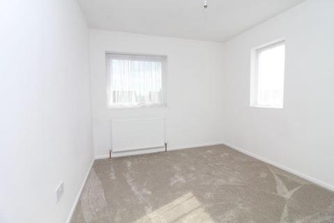 57 Kestrel Road, Ipswich, IP2 0RP