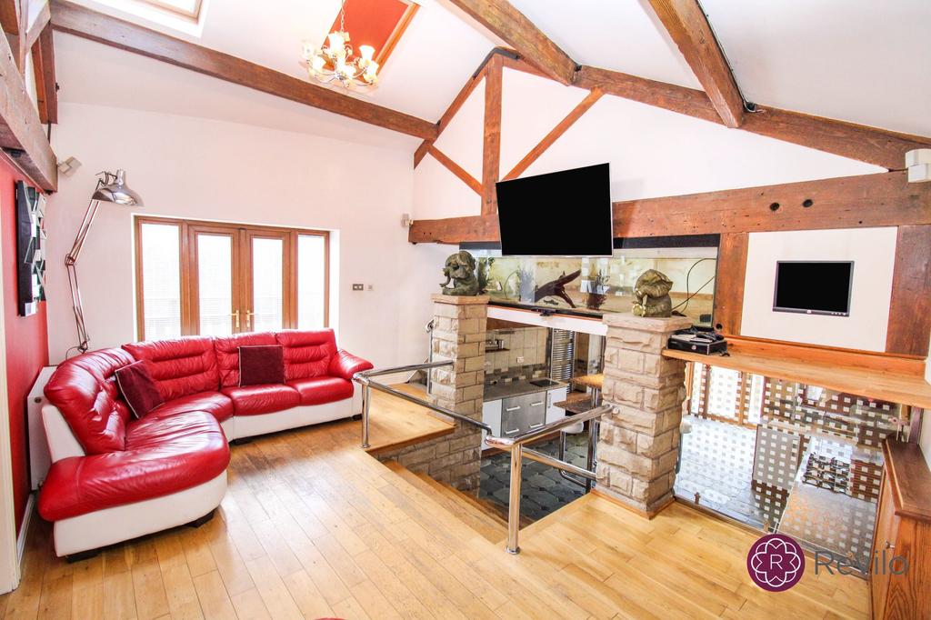 Ending Rake, Whitworth, OL12 2 bed cottage £200,000