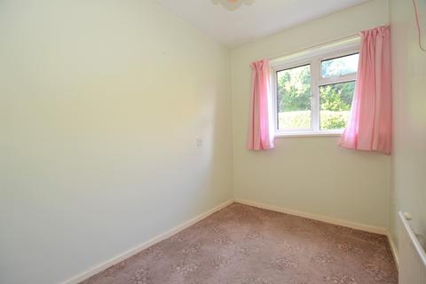 2 bedroom ground floor flat for sale - Whitegates Close, Hythe, CT21