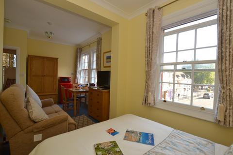 Guest house for sale, High Street, Hythe, CT21