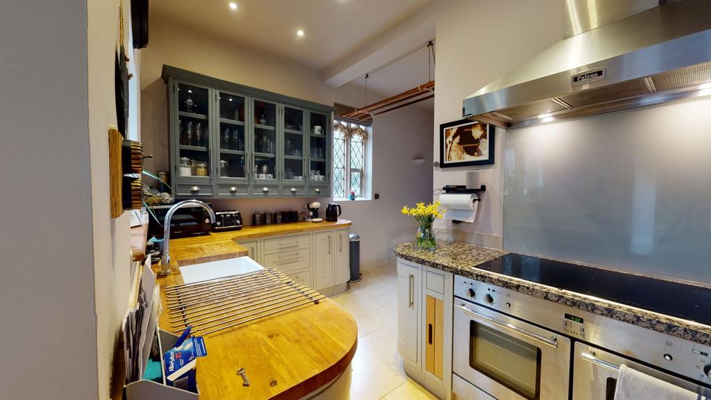 West-Lodge-Newstead-Abbey-Park-04052022 143150