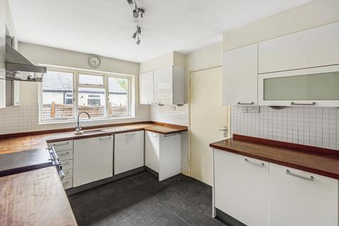 3 bedroom semi-detached house to rent, West Wycombe Road,  Buckinghamshire,  HP12