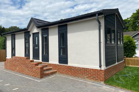 2 bedroom park home for sale - Sunbury-on-Thames, Surrey, TW16