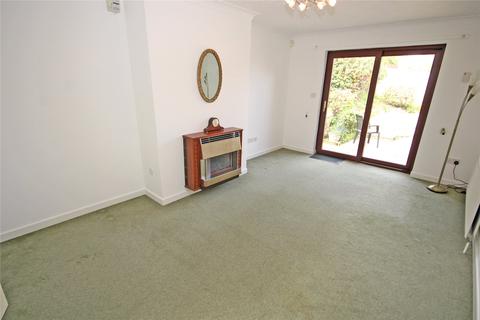 15 Glengarry, New Milton, BH25 6UA