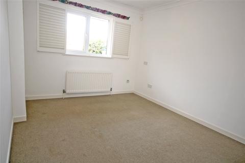 15 Glengarry, New Milton, BH25 6UA