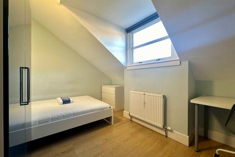 3 bedroom flat to rent, Argyle Street, Finnieston, Glasgow, G3