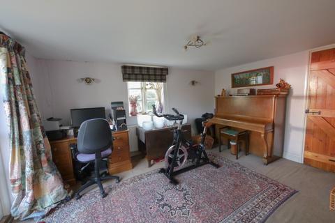 4 bedroom semi-detached house for sale - Grange Road,Winston,Stowmarket,IP14 6LF