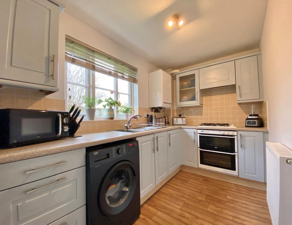Westacott, Barnstaple 2 bed flat £176,250