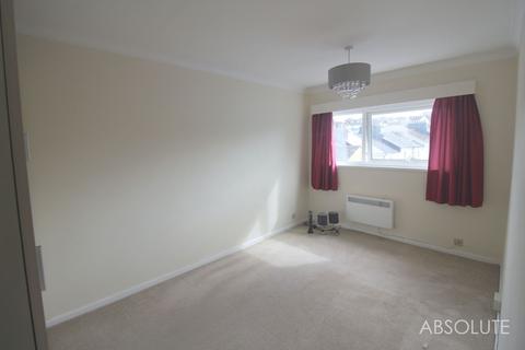 12, Marina Court Roundham Road, Paignton, TQ4 6DX