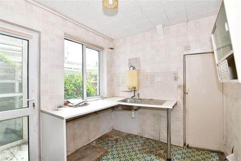 49 Bingham Road, Rochester, ME2 4JJ