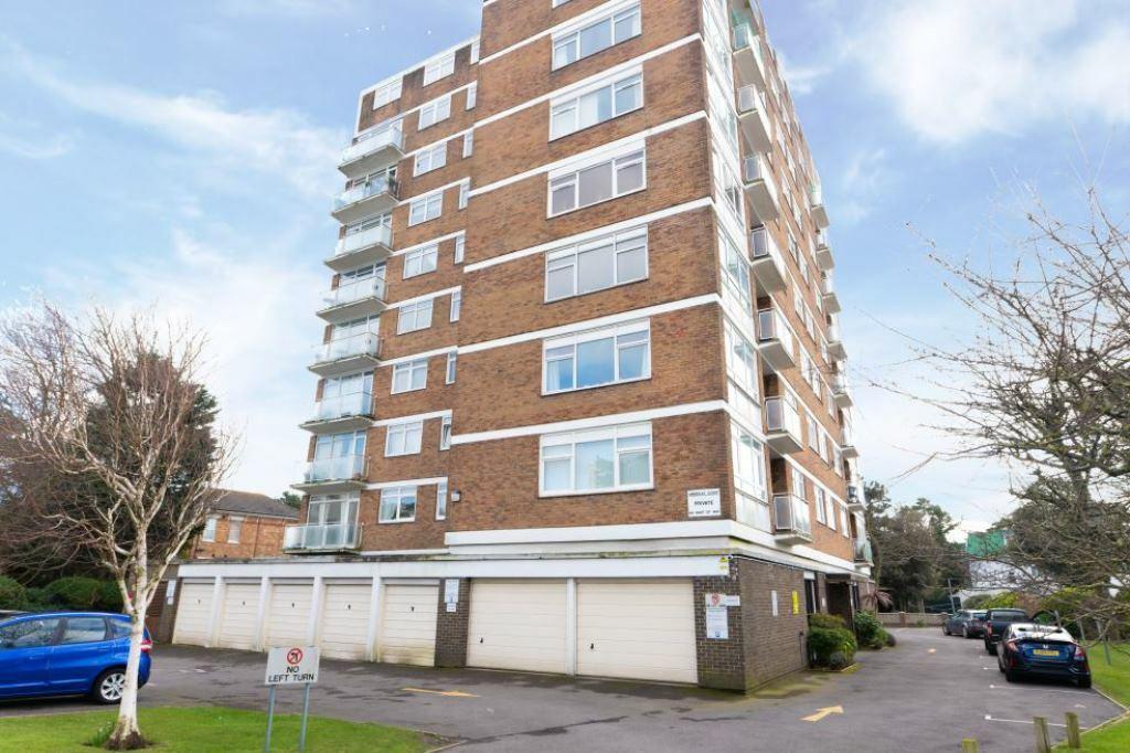 2 Bedroom Flat in central Bournemouth 2 bed flat £240,000