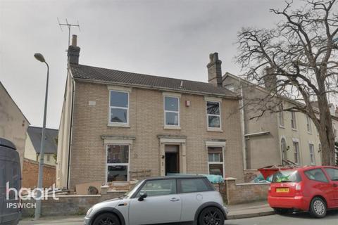 undefined, Waterloo Road, Ipswich