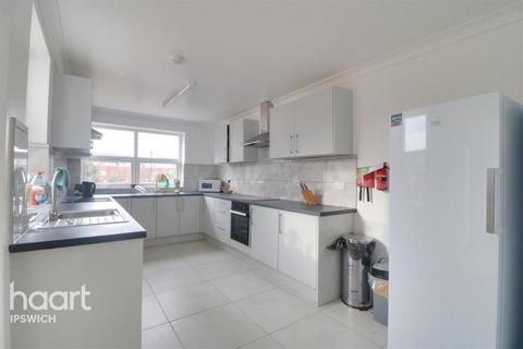 undefined, Waterloo Road, Ipswich