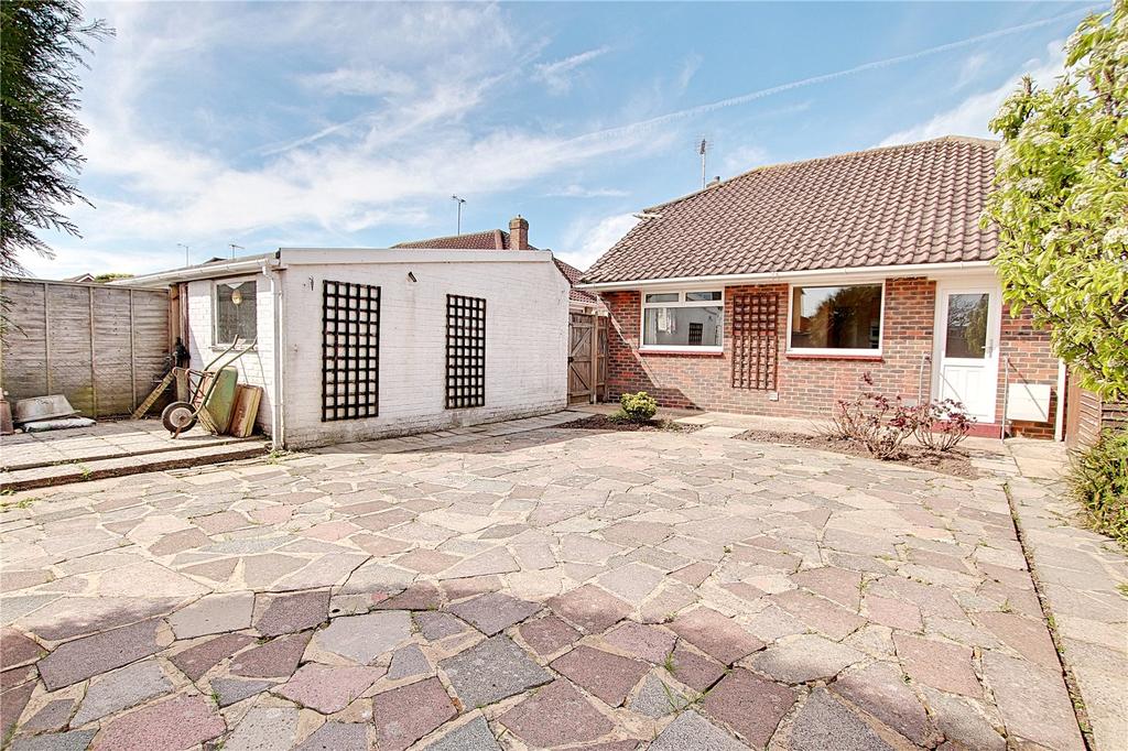Fircroft Crescent, Rustington... 2 bed bungalow £450,000