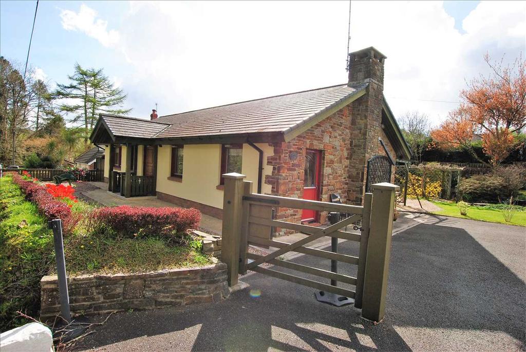 Meadow Lea, Valley Road, Saundersfoot 3 bed detached bungalow £450,000