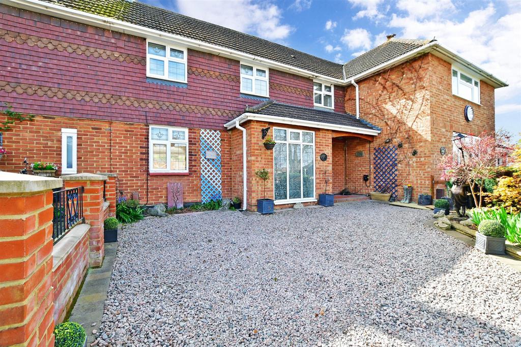 Driveway/Parking