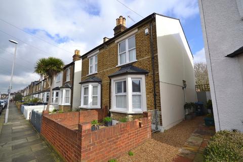 2 bedroom semi-detached house to rent, Willoughby Road, Kingston Upon Thames, KT2