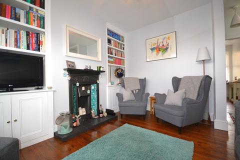 2 bedroom semi-detached house to rent, Willoughby Road, Kingston Upon Thames, KT2