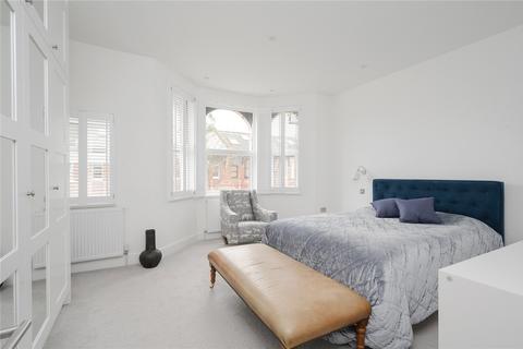 2 Warwick Road, Kingston Upon Thames, KT1 4DW