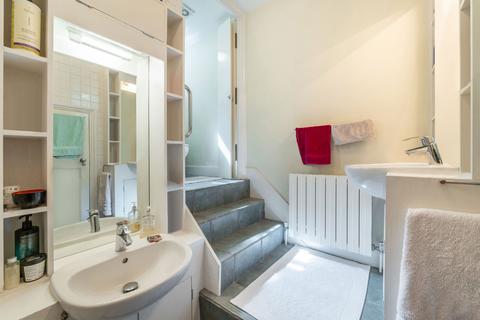 1 bedroom flat to rent, Linden Gardens, London W2
