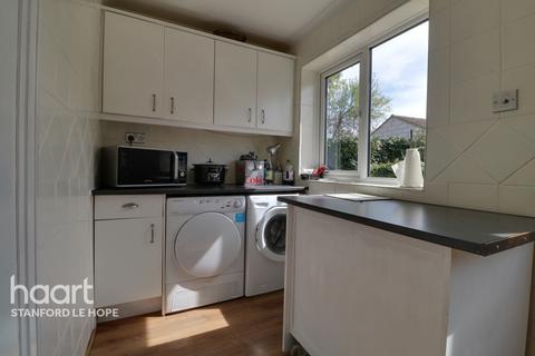 22 Brampton Close, Corringham, Stanford-le-hope, SS17 7NS