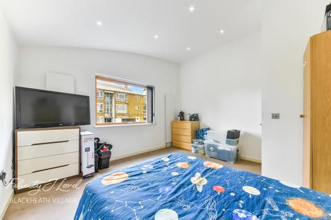38 Woodville Close, London, SE3 8ED