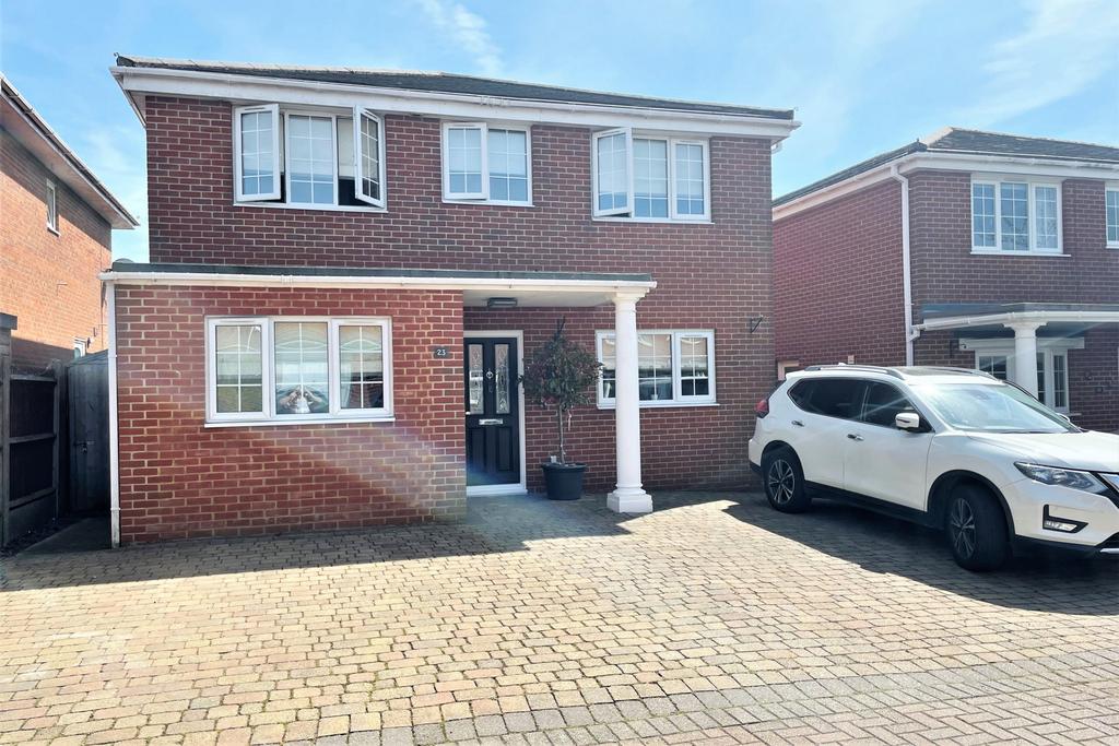 Walmer Gardens, Deal, CT14 5 bed detached house for sale £535,000