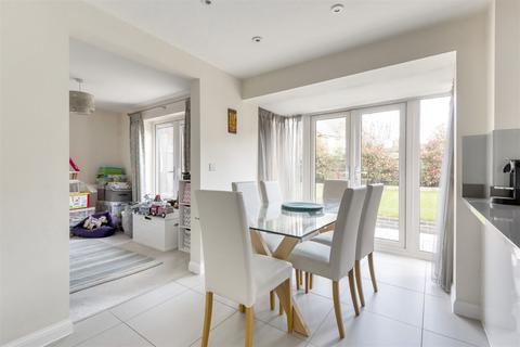 4 bedroom house for sale - Ferry Drive, Chichester, PO19