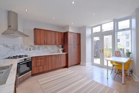 5 bedroom detached house to rent, Holburn Street, City Centre, Aberdeen, AB10