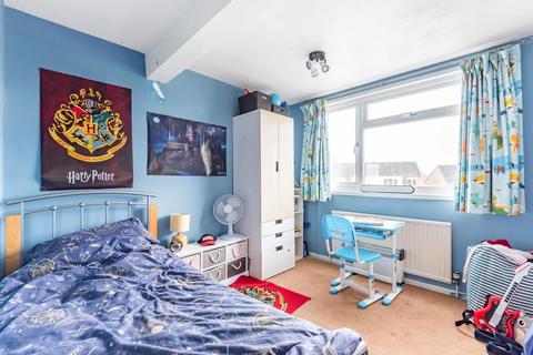 8 Hamilton Road, Thame, OX9 3XY