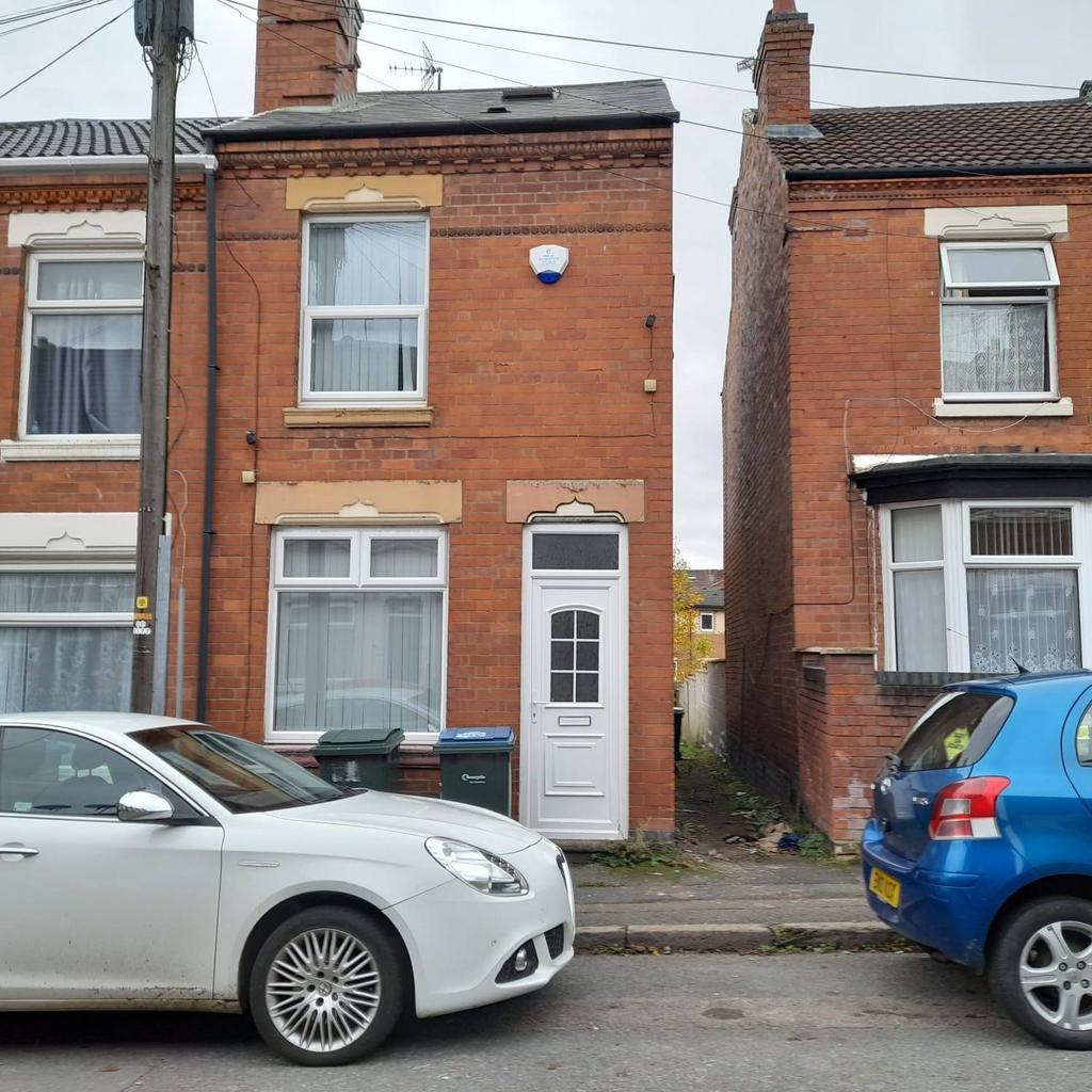 3 Bedroom Terraced House To Let