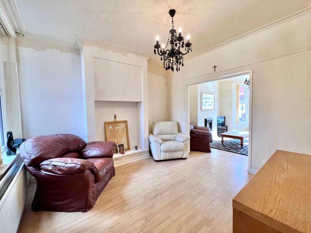 Royton Road, Waterloo, Liverpool L22 4RB 3 bed terraced house £160,000