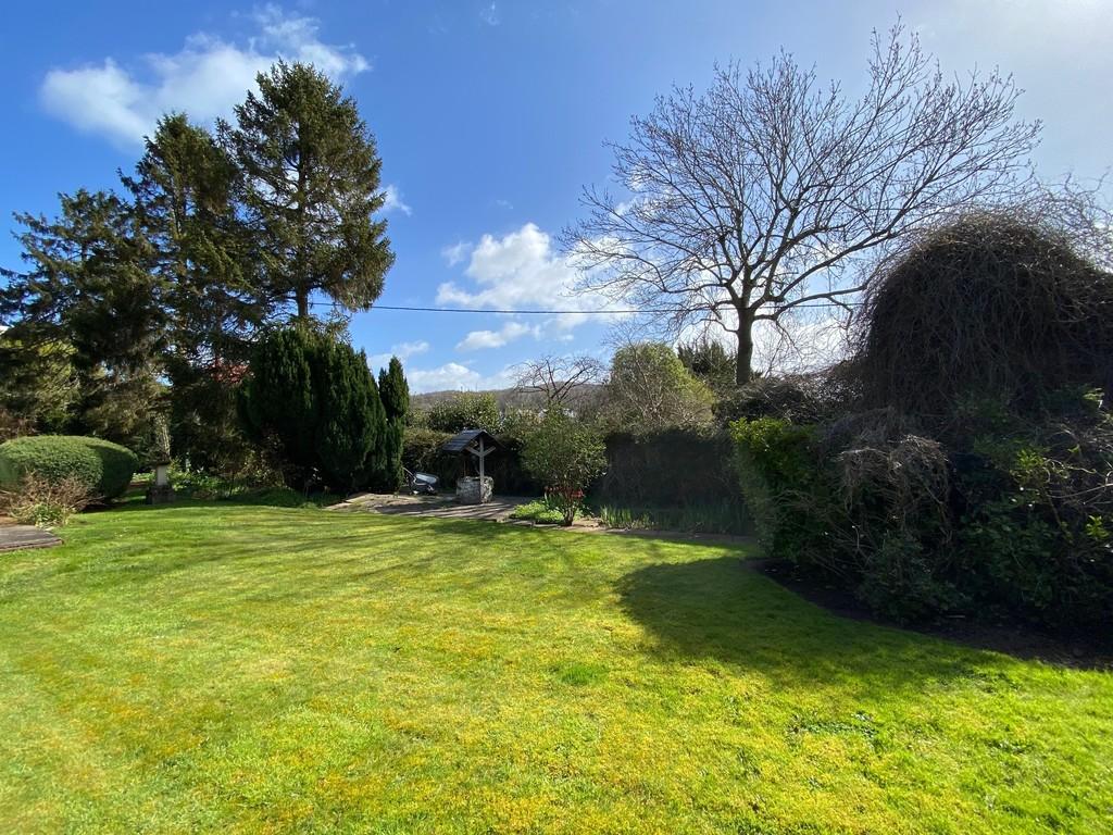 Wrington Lane, Congresbury 2 bed detached bungalow £400,000