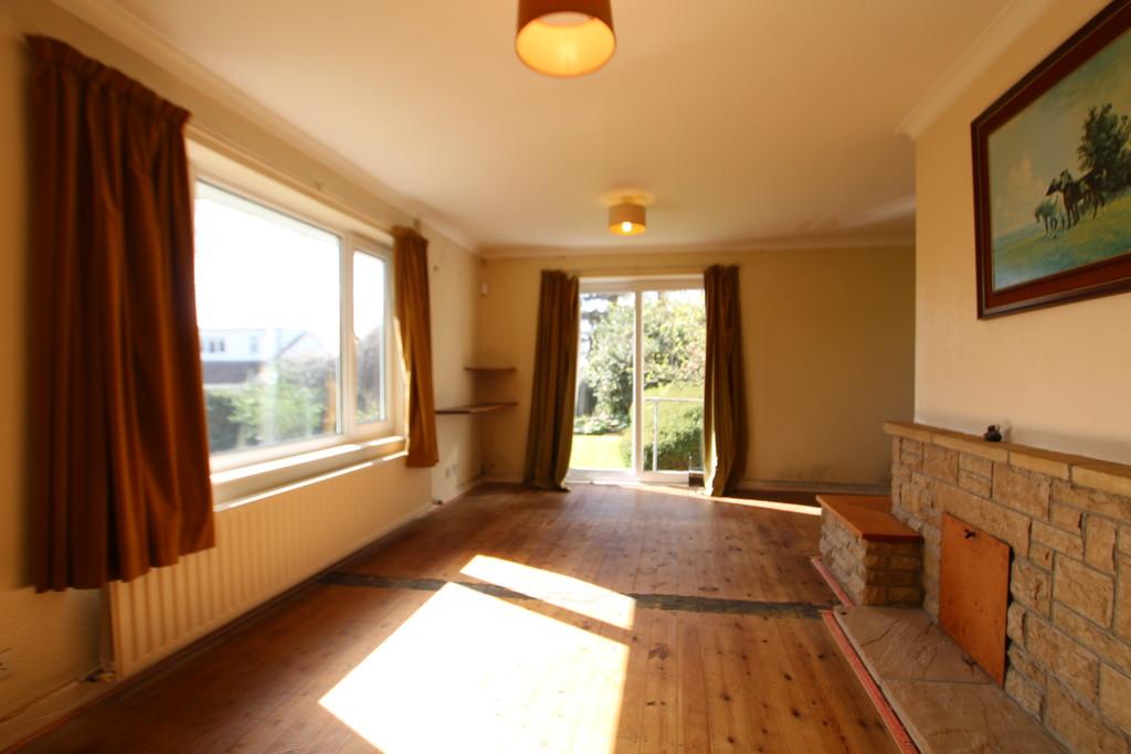 Wrington Lane, Congresbury 2 bed detached bungalow £400,000