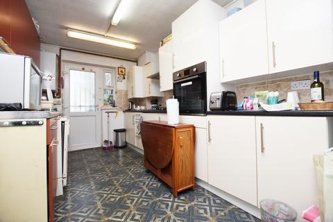 26 Stanley Road, Harrow, HA2 8AZ